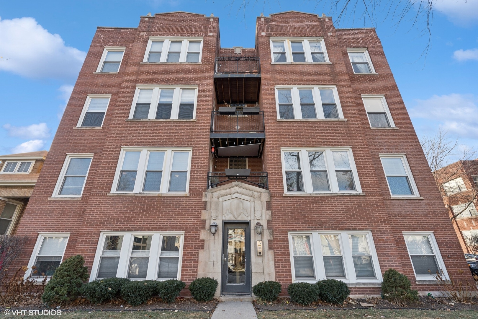 4054 N Albany Avenue Unit: 1