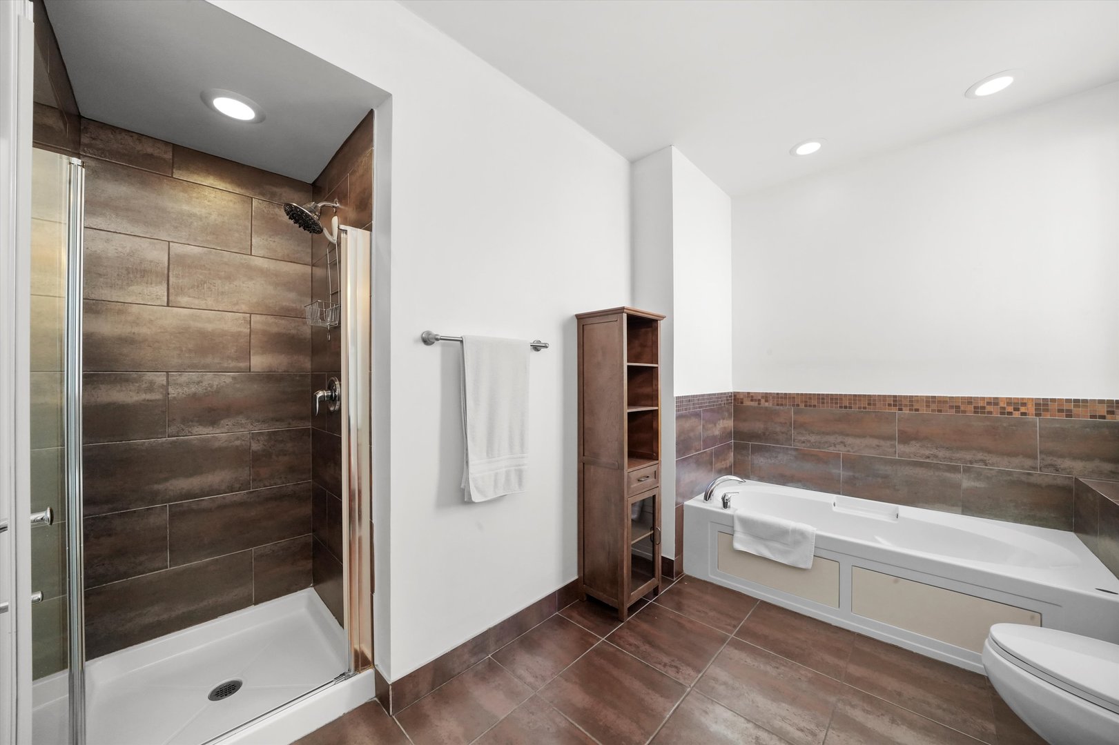 1064 N Milwaukee Avenue Unit: 3W