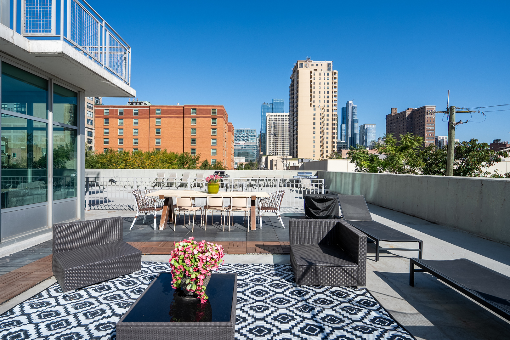 50 E 16th Street Unit: 305
