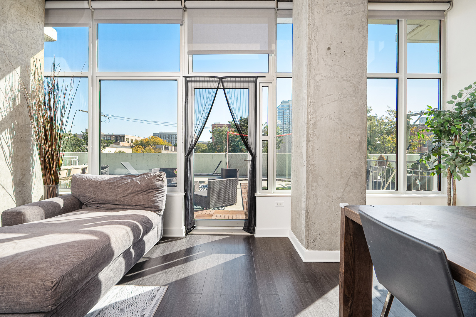 50 E 16th Street Unit: 305