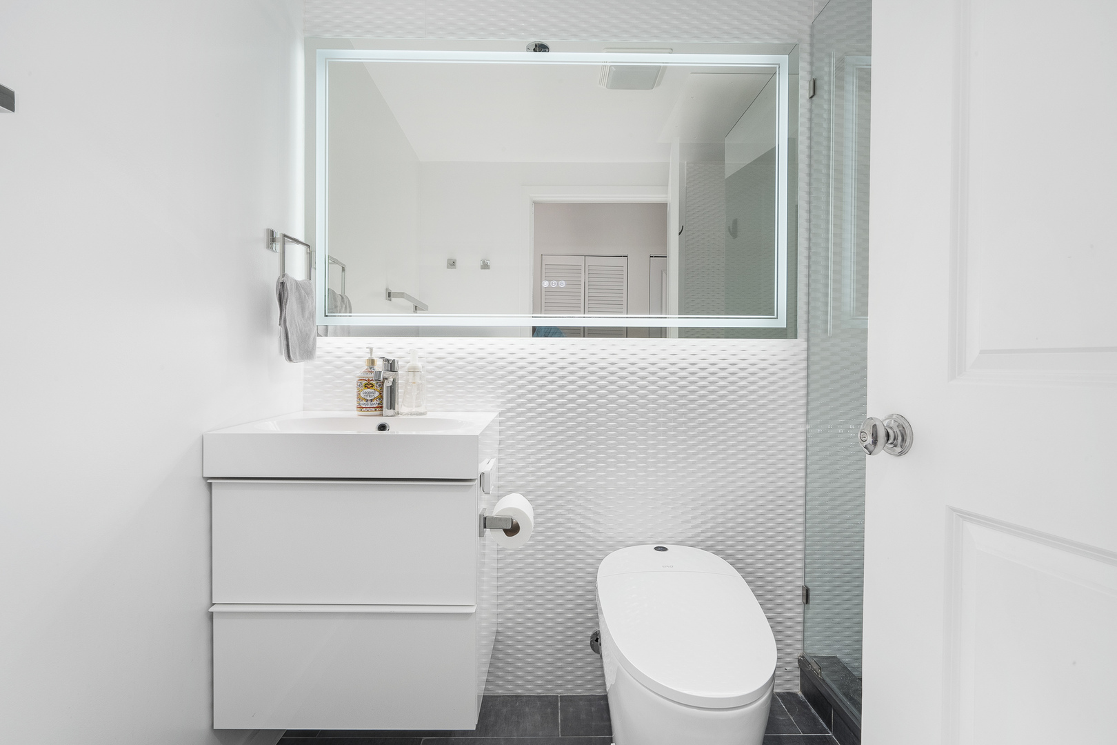 50 E 16th Street Unit: 305