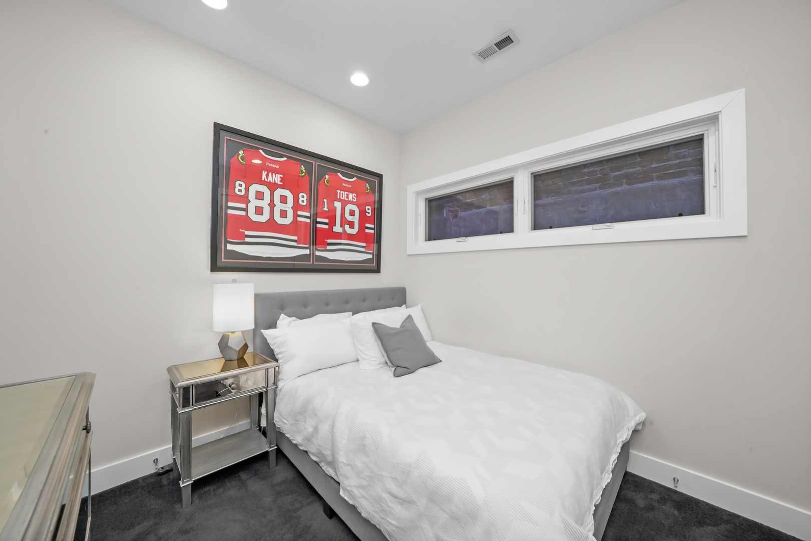 741 N ELIZABETH Street Unit: 1
