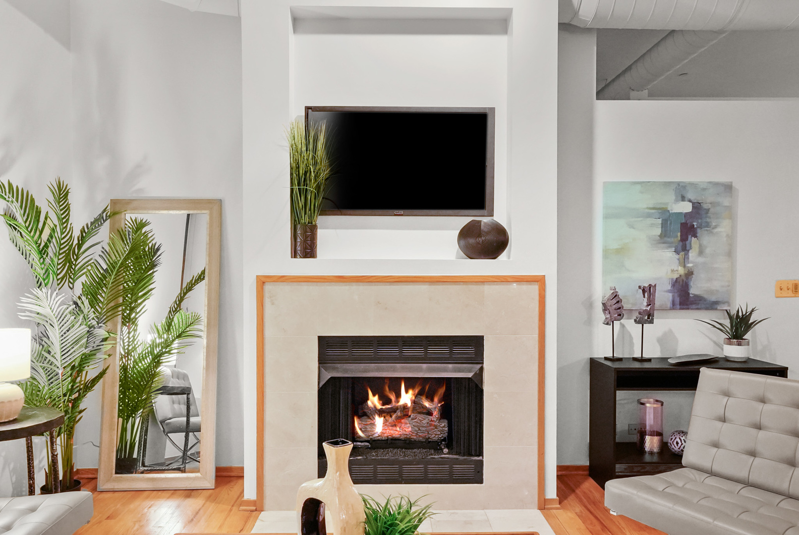 910 S MICHIGAN Avenue Unit: 519