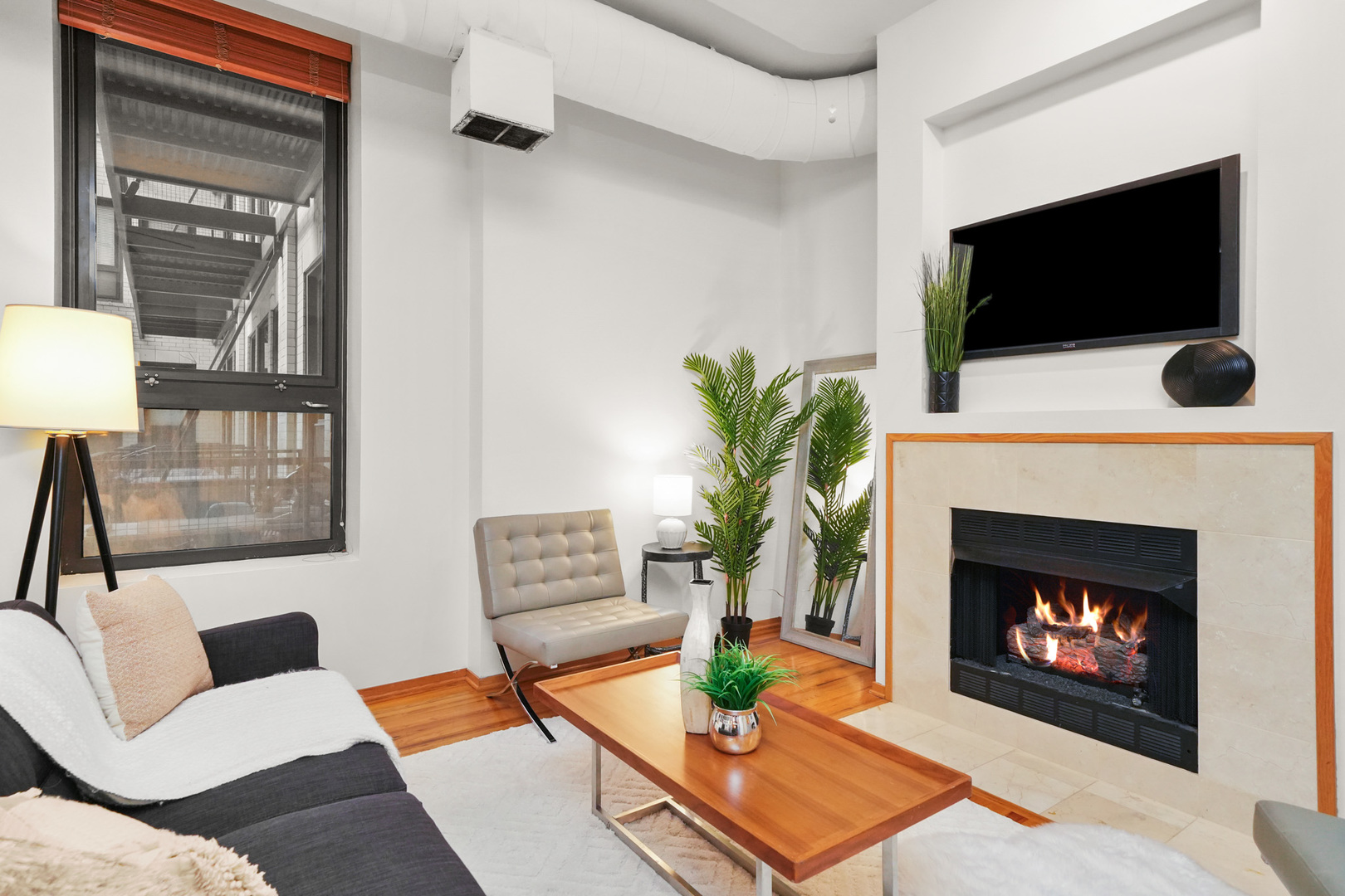 910 S MICHIGAN Avenue Unit: 519
