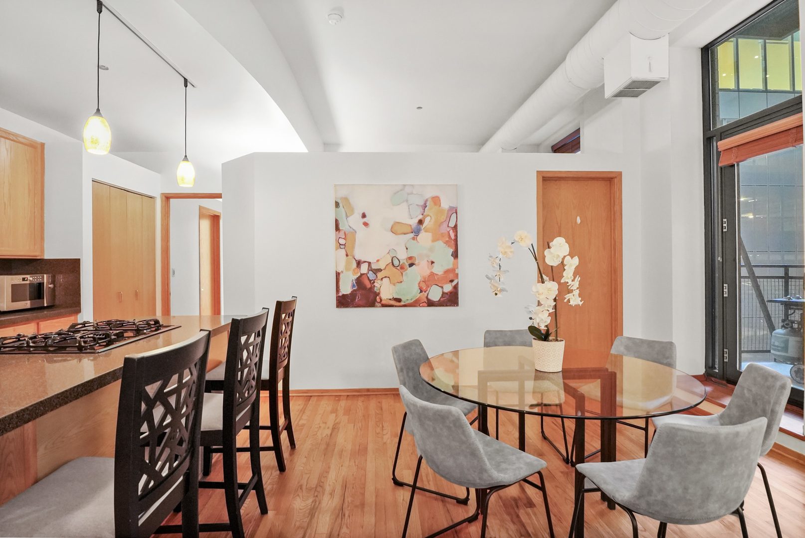 910 S MICHIGAN Avenue Unit: 519