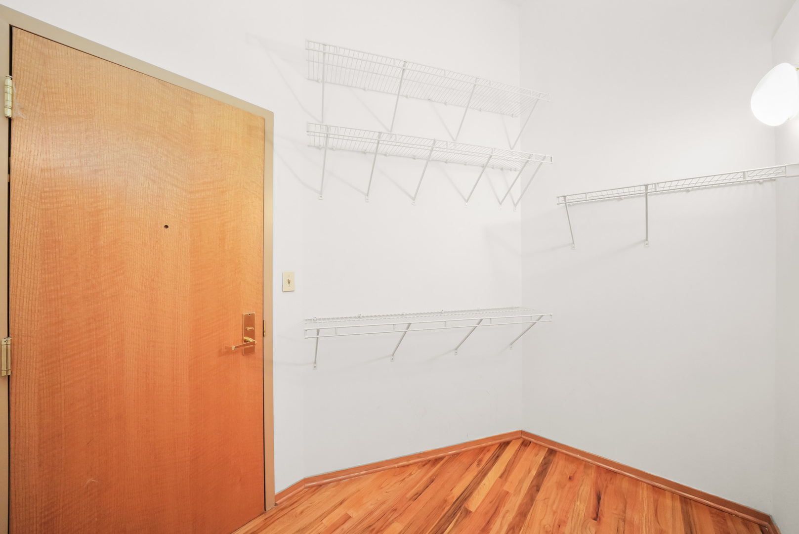 910 S MICHIGAN Avenue Unit: 519