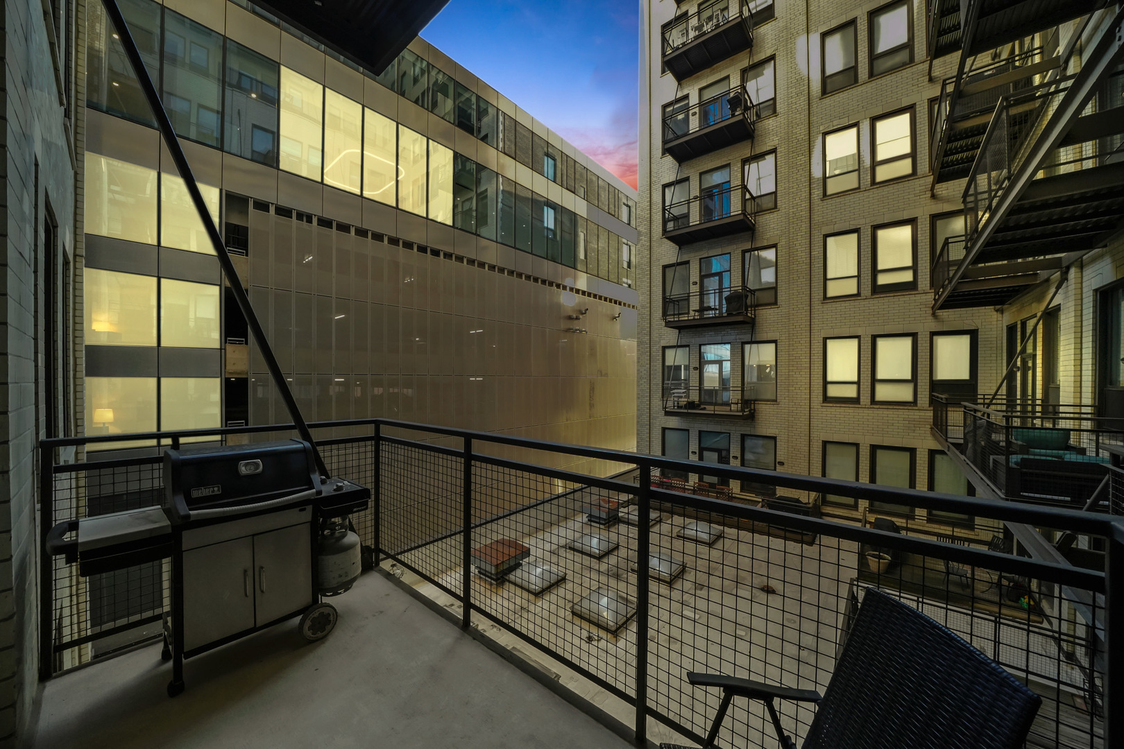 910 S MICHIGAN Avenue Unit: 519