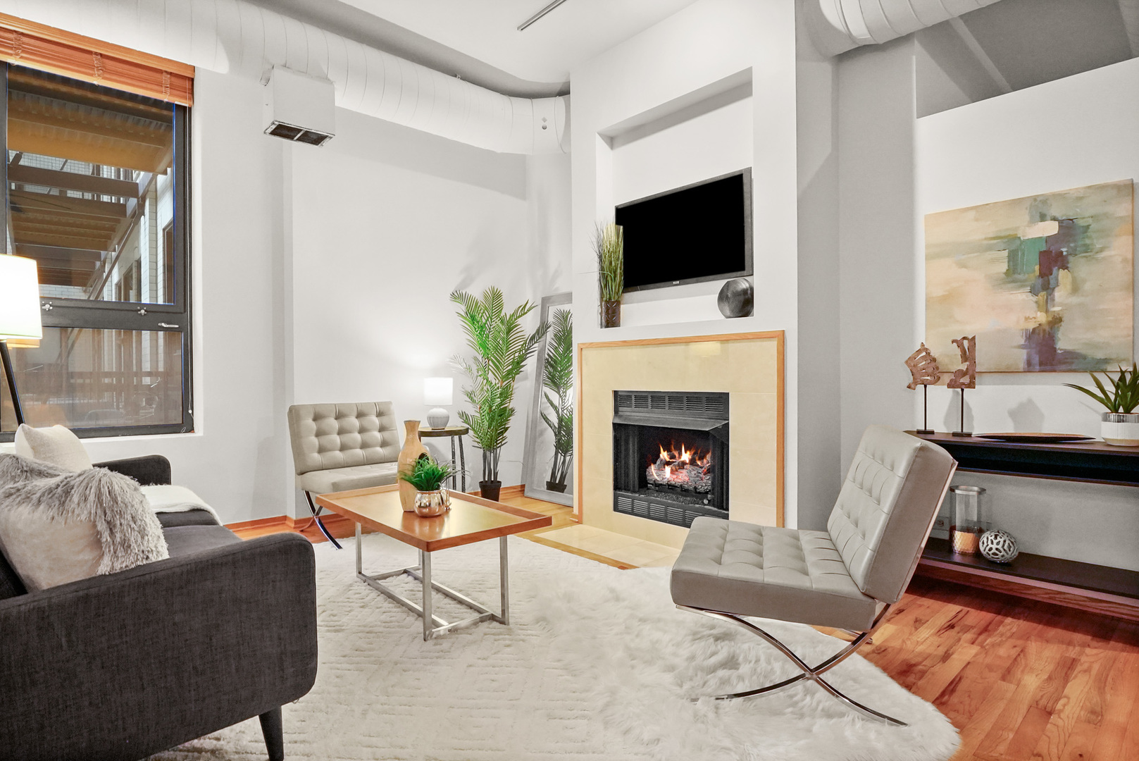 910 S MICHIGAN Avenue Unit: 519