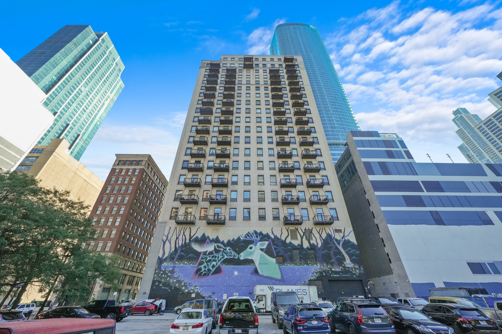 910 S MICHIGAN Avenue Unit: 519
