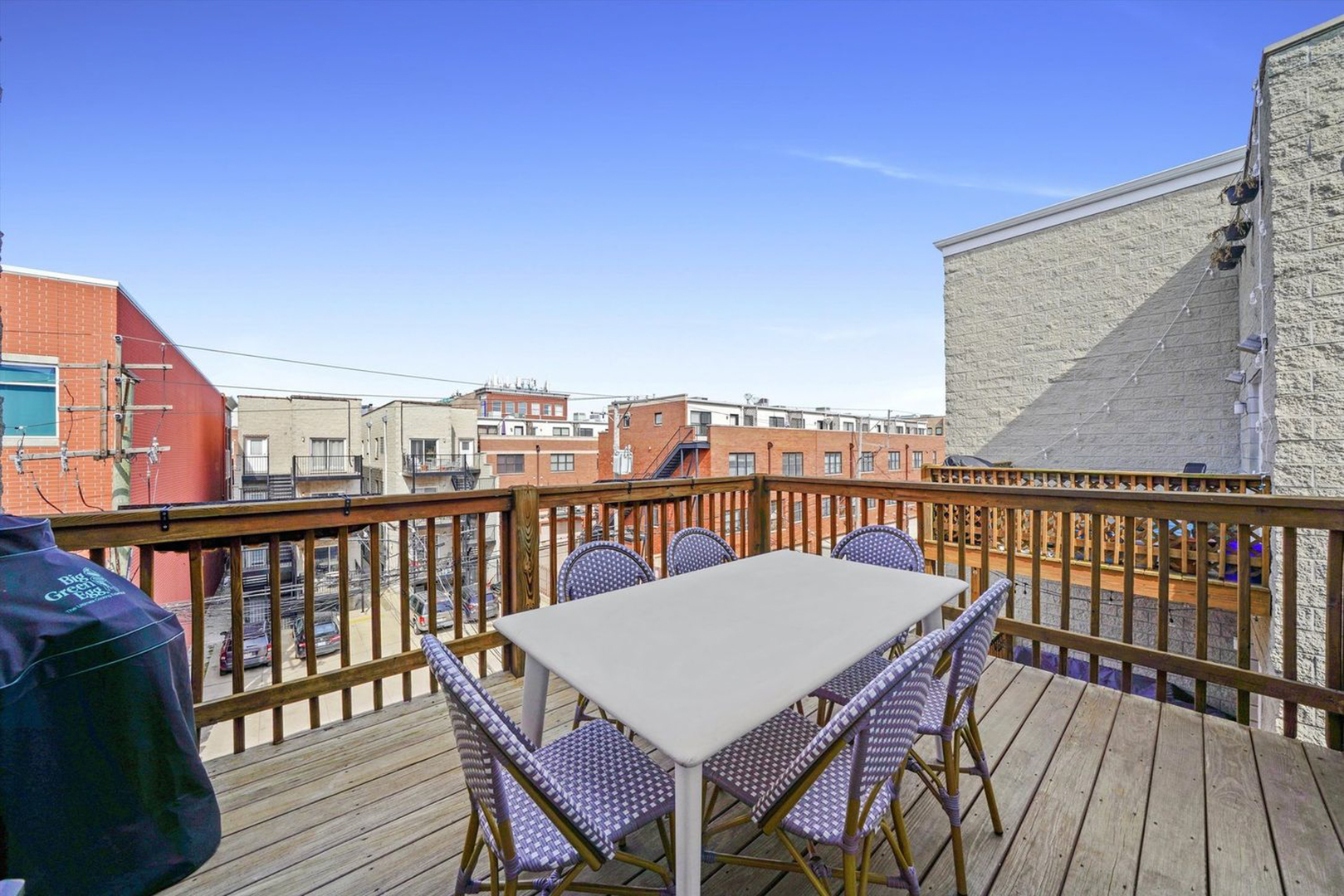 1316 W Fletcher Street Unit: 3E