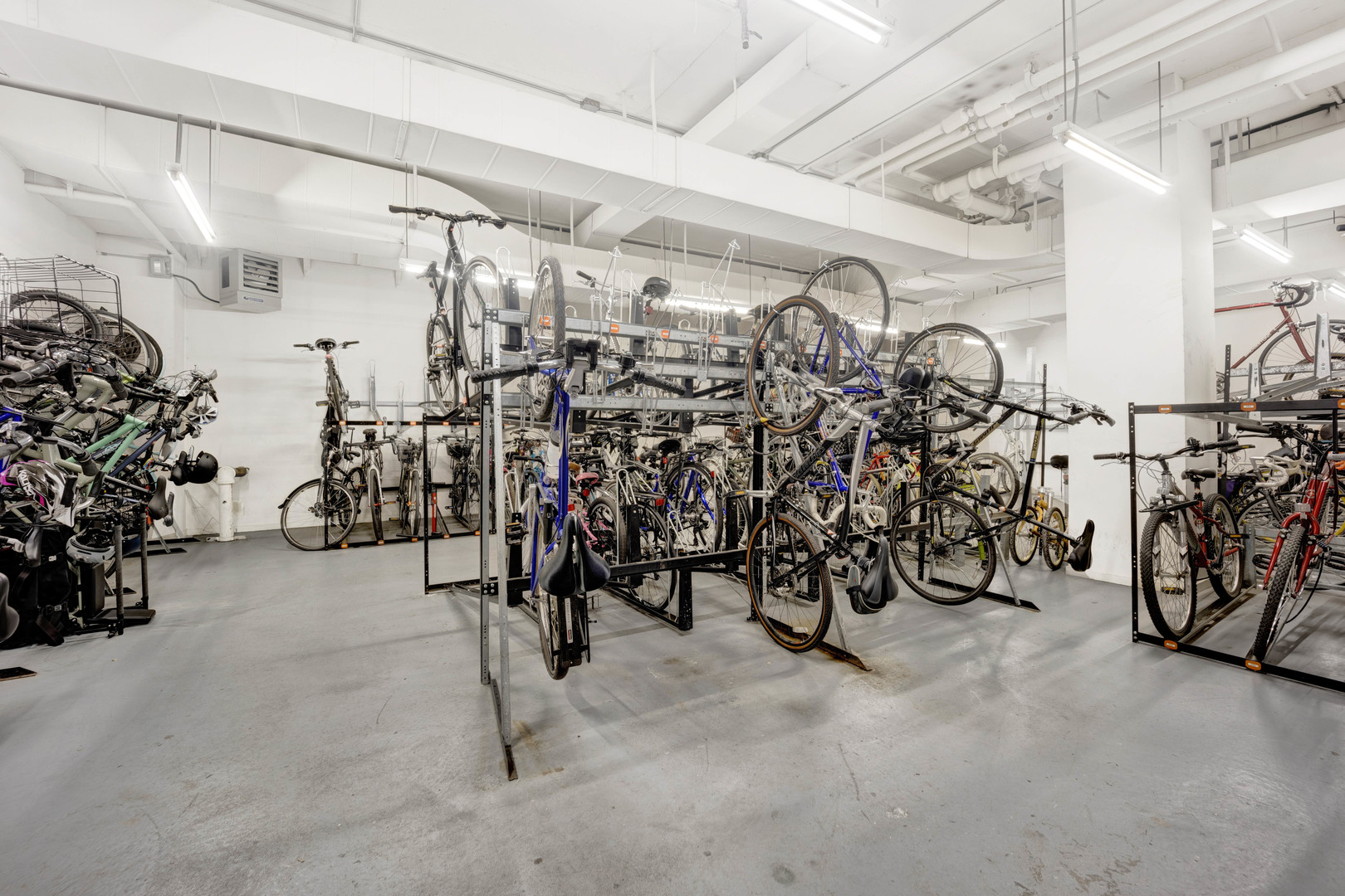 801 S Plymouth Court Unit: 712