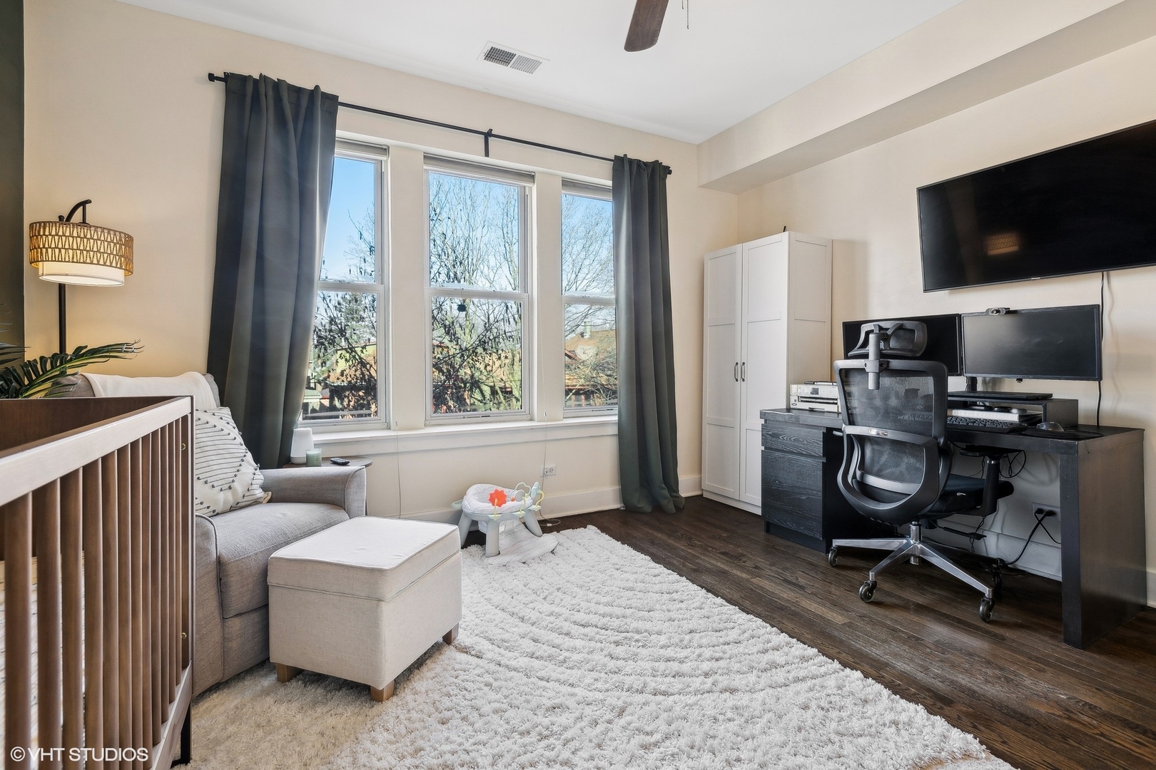 2867 W Leland Avenue Unit: 2