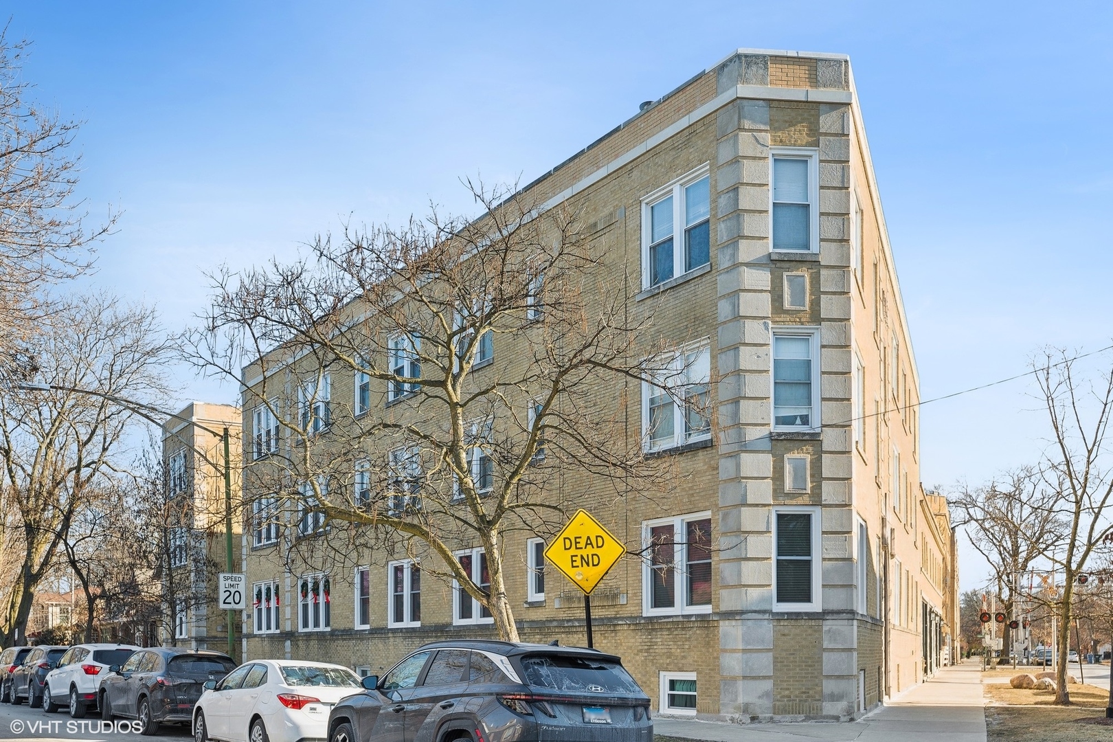 2867 W Leland Avenue Unit: 2