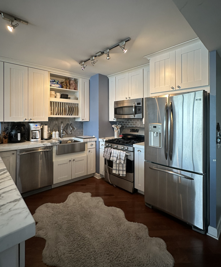 1150 N LAKE SHORE Drive Unit: 11D