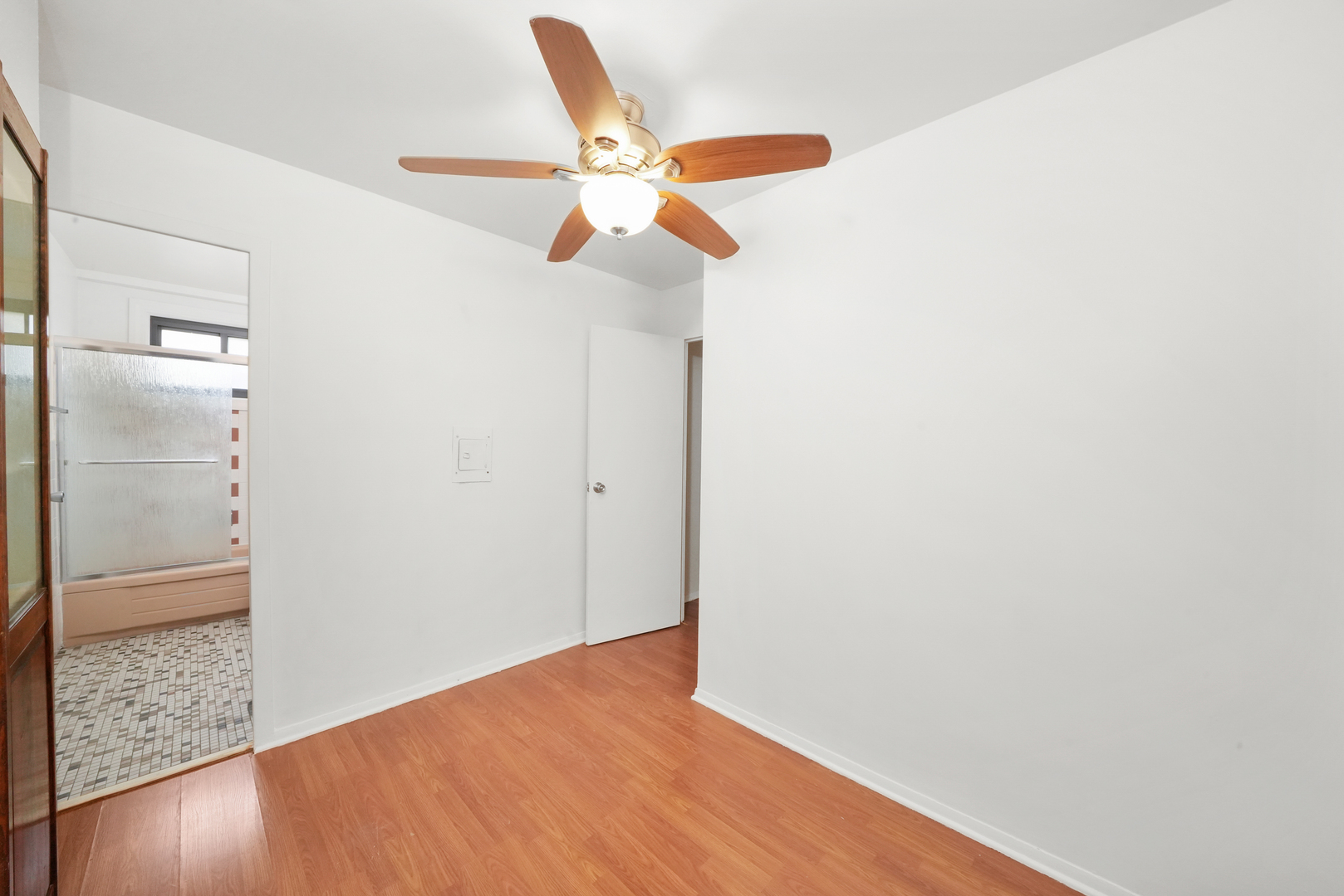 6300 N Sheridan Road Unit: 203