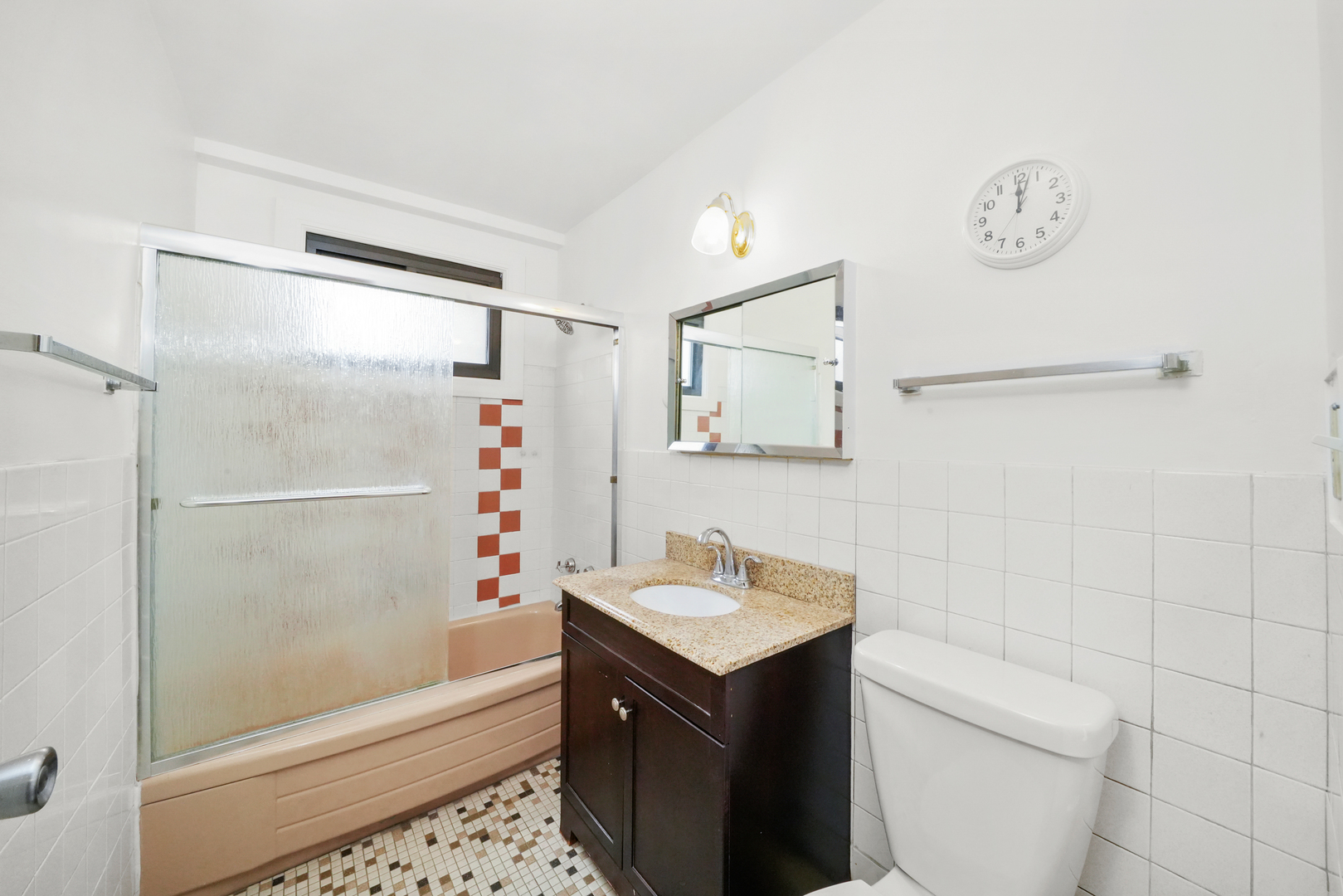 6300 N Sheridan Road Unit: 203