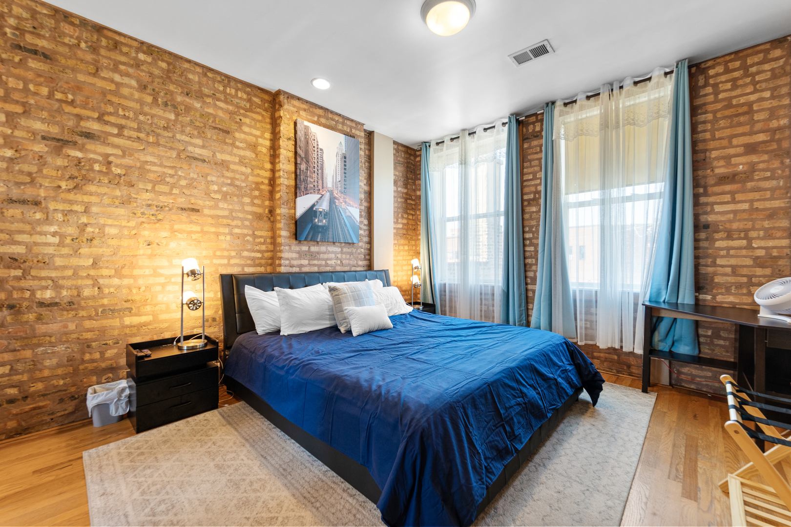 3914 N Broadway Street Unit: 3B