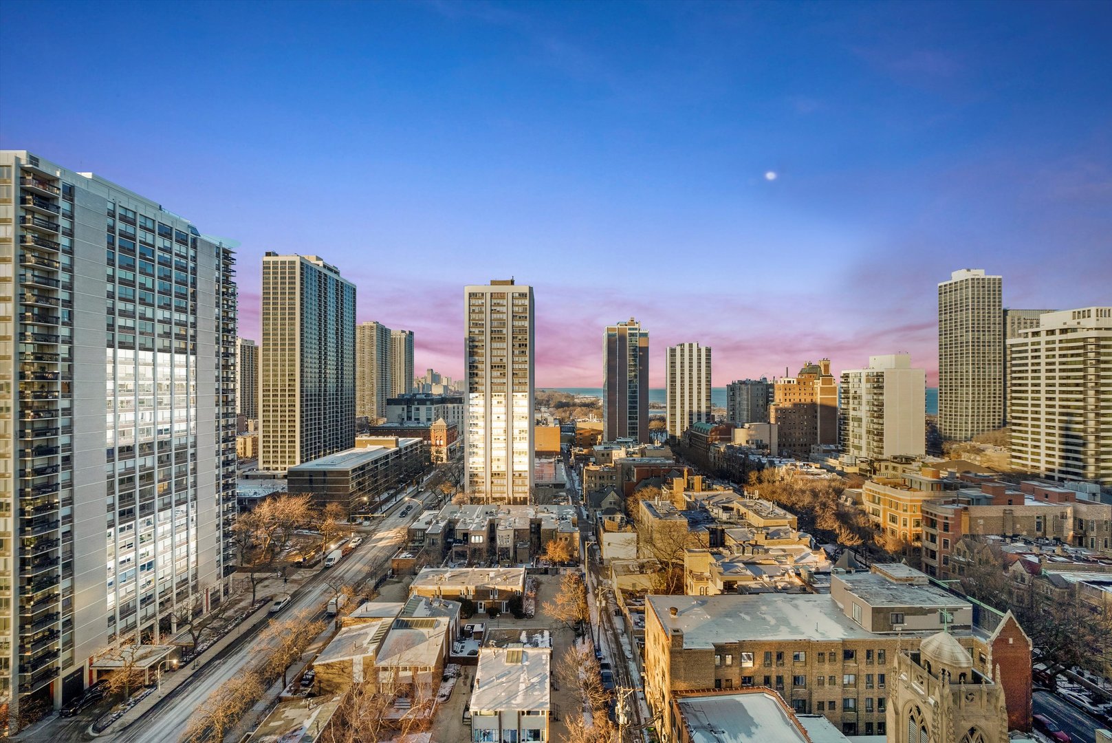 88 W Schiller Street Unit: 1801