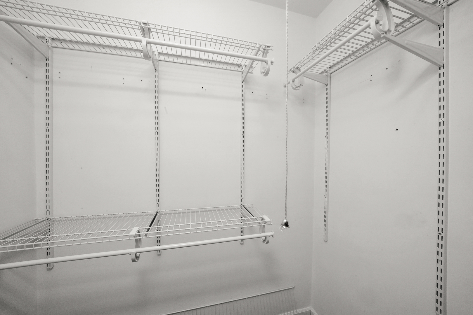 2356 N Elston Avenue Unit: 306