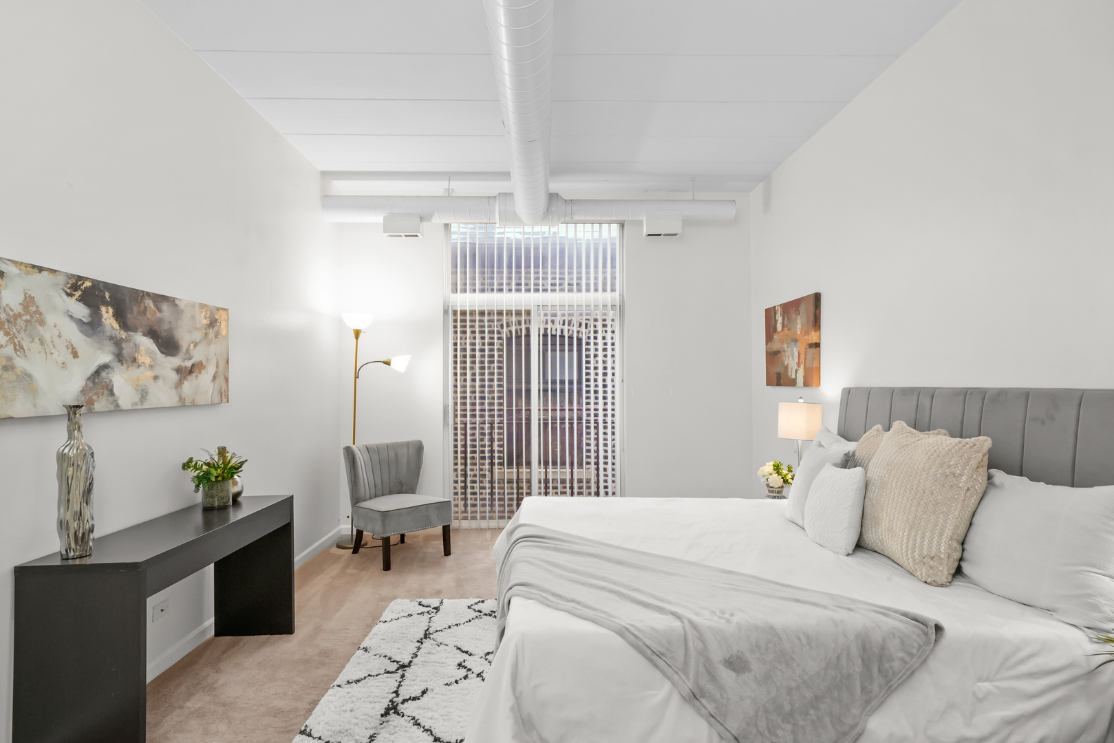 2356 N Elston Avenue Unit: 306