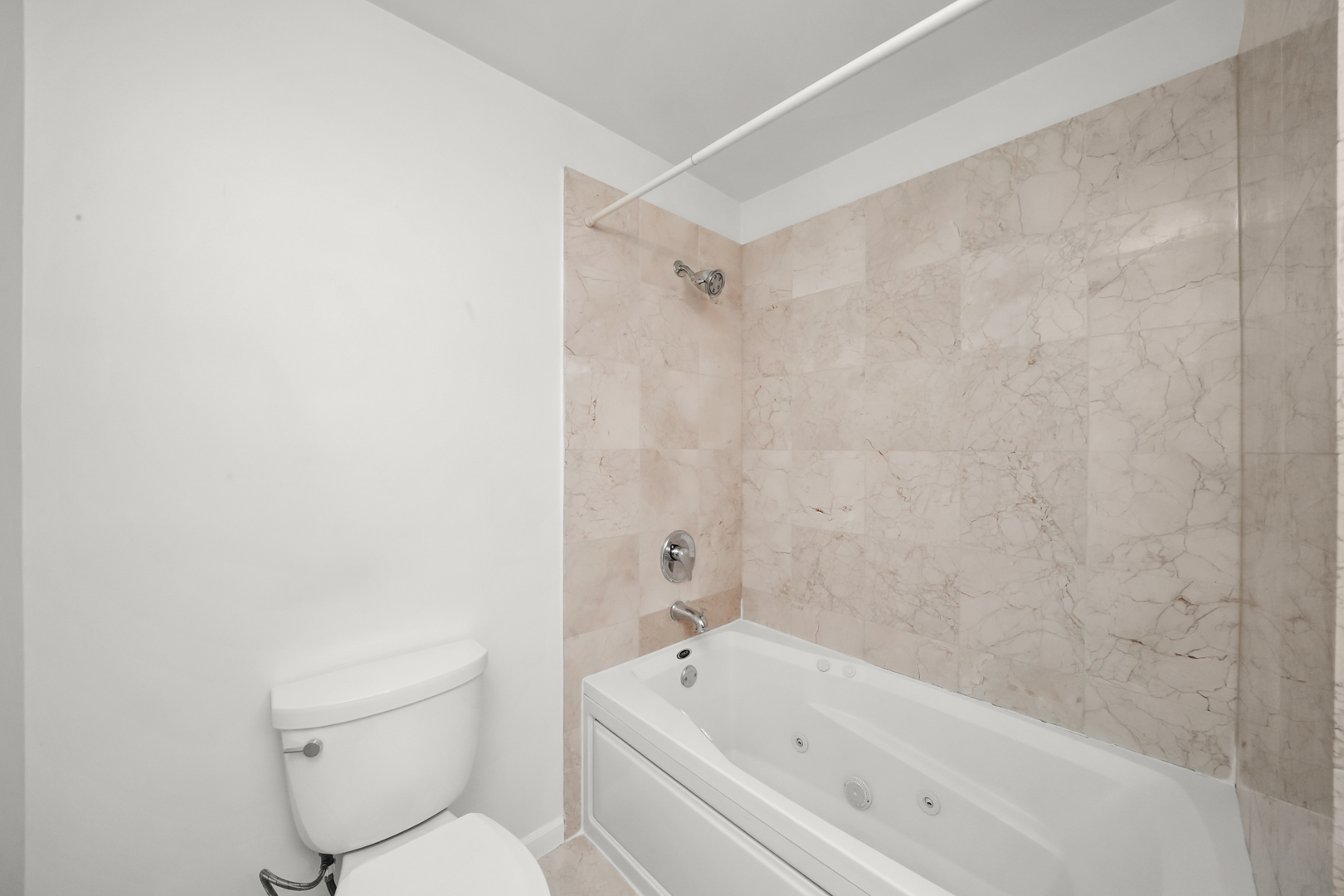 2356 N Elston Avenue Unit: 306