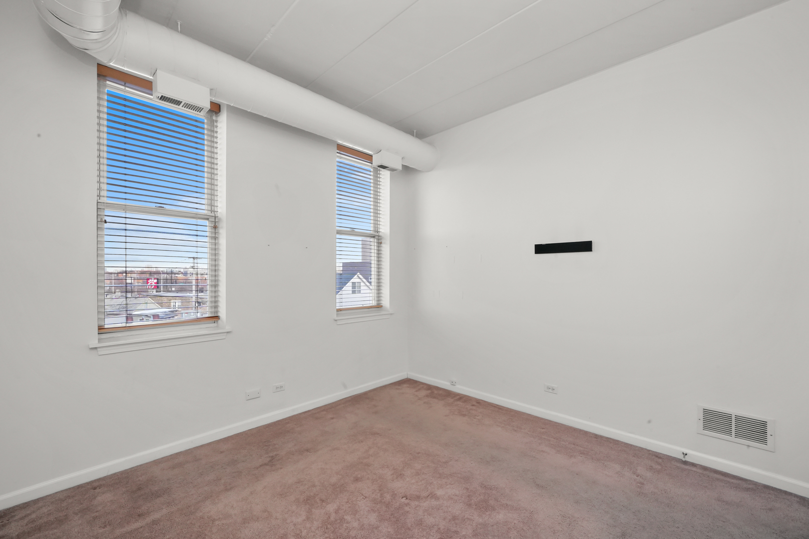 2356 N Elston Avenue Unit: 306