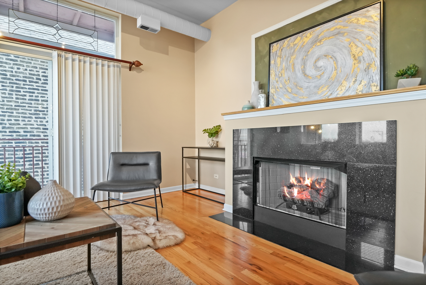 2356 N Elston Avenue Unit: 306