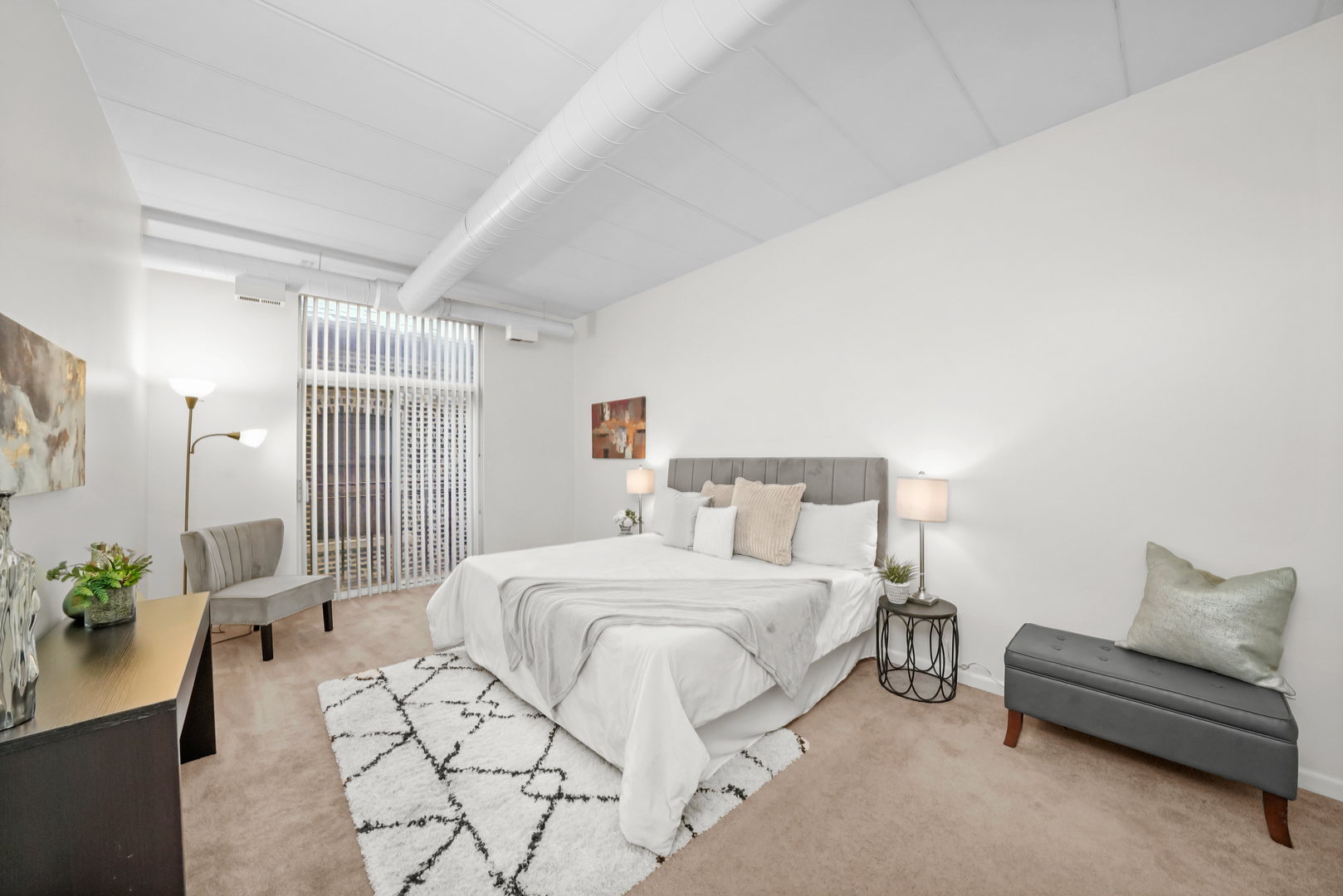 2356 N Elston Avenue Unit: 306