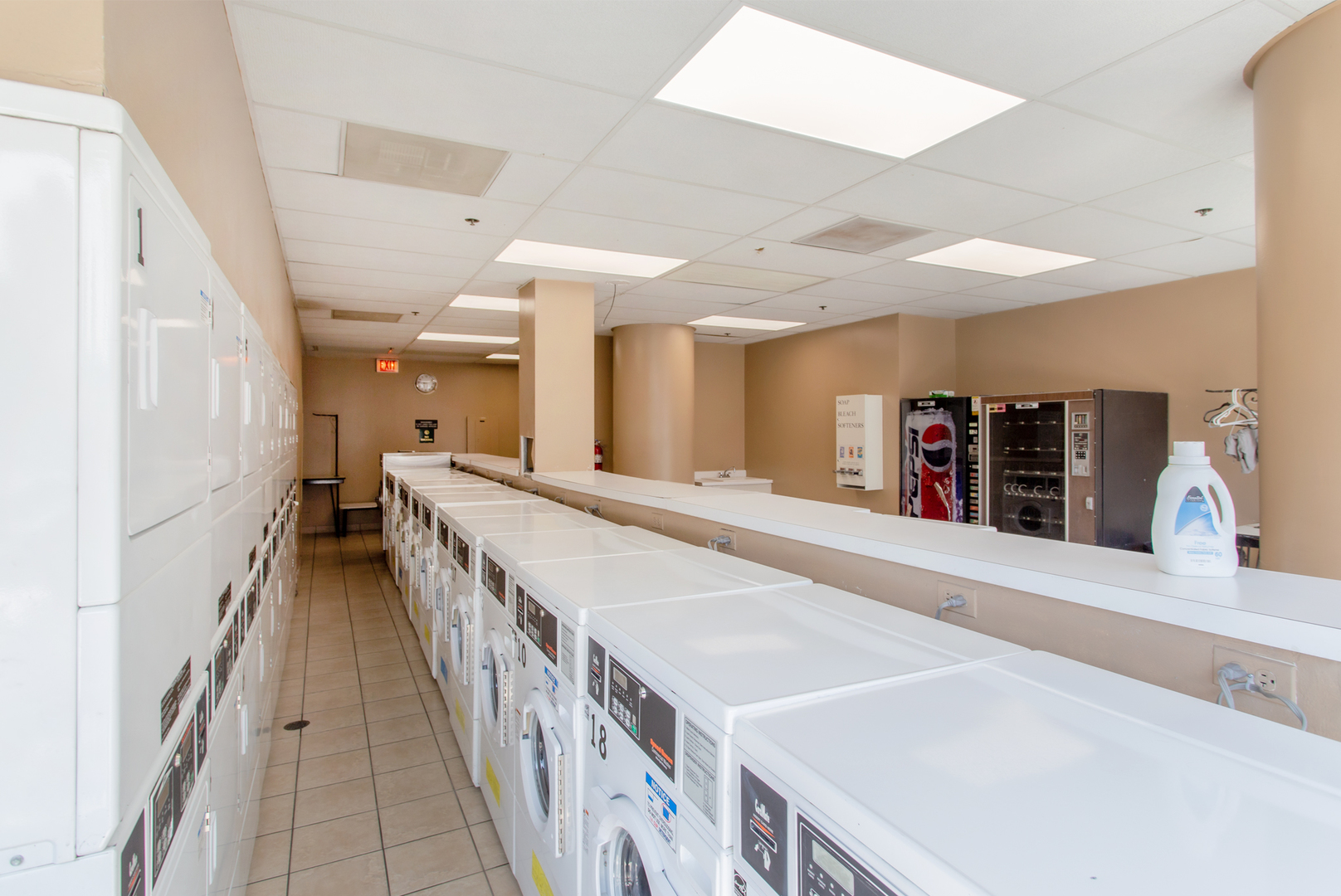 111 W Maple Street Unit: 1911