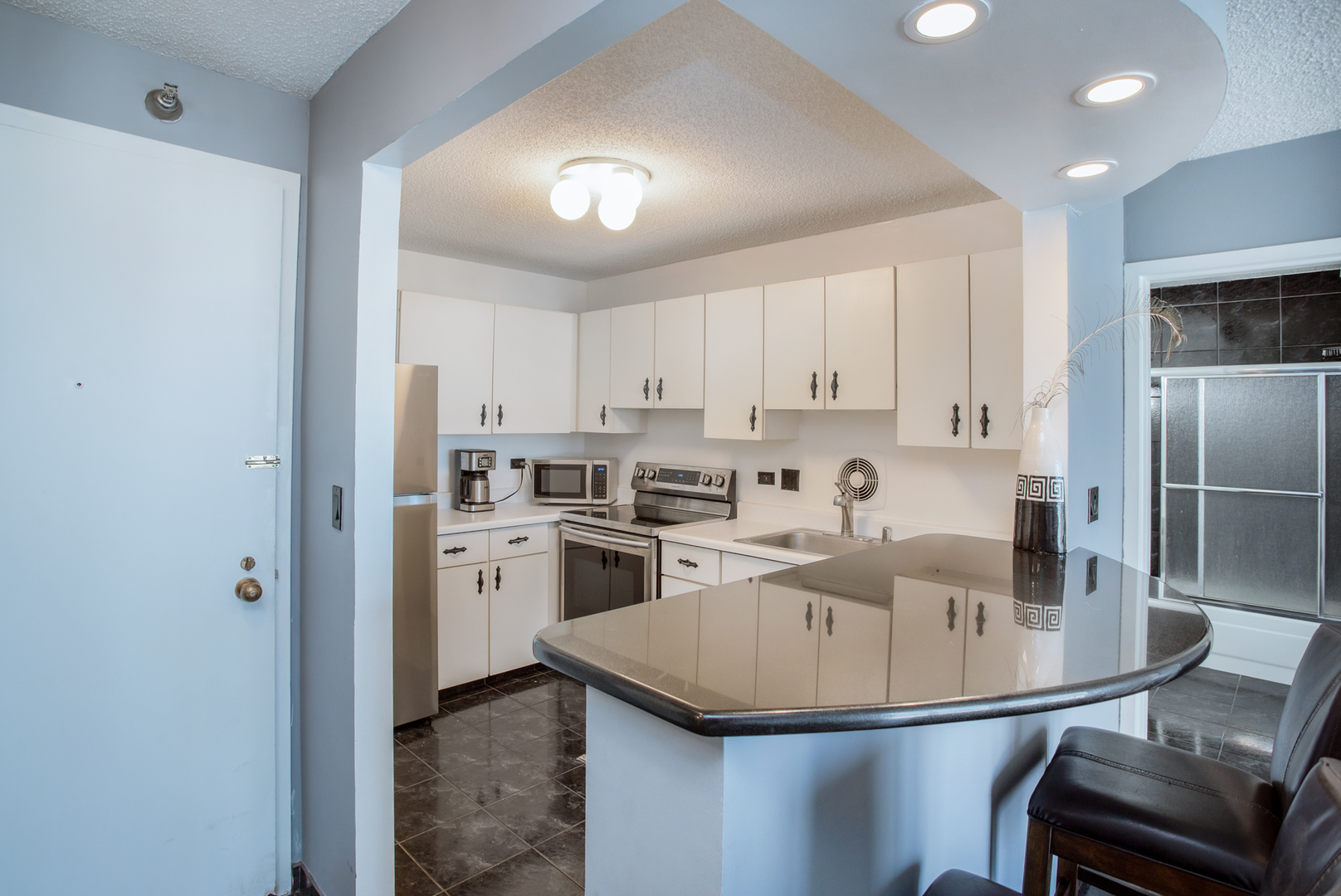 111 W Maple Street Unit: 1911