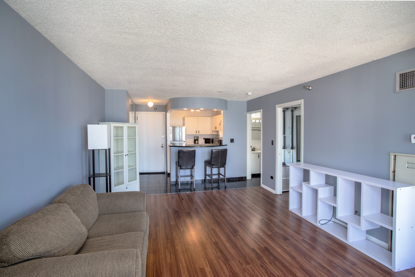 111 W Maple Street Unit: 1911