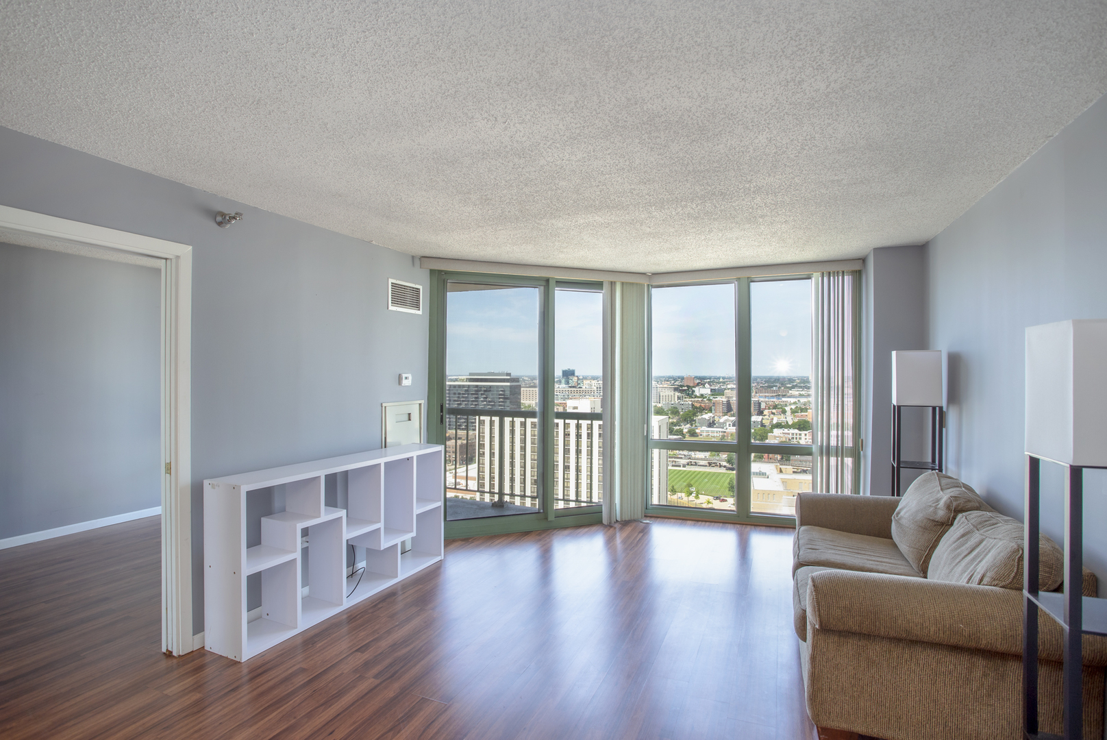 111 W Maple Street Unit: 1911