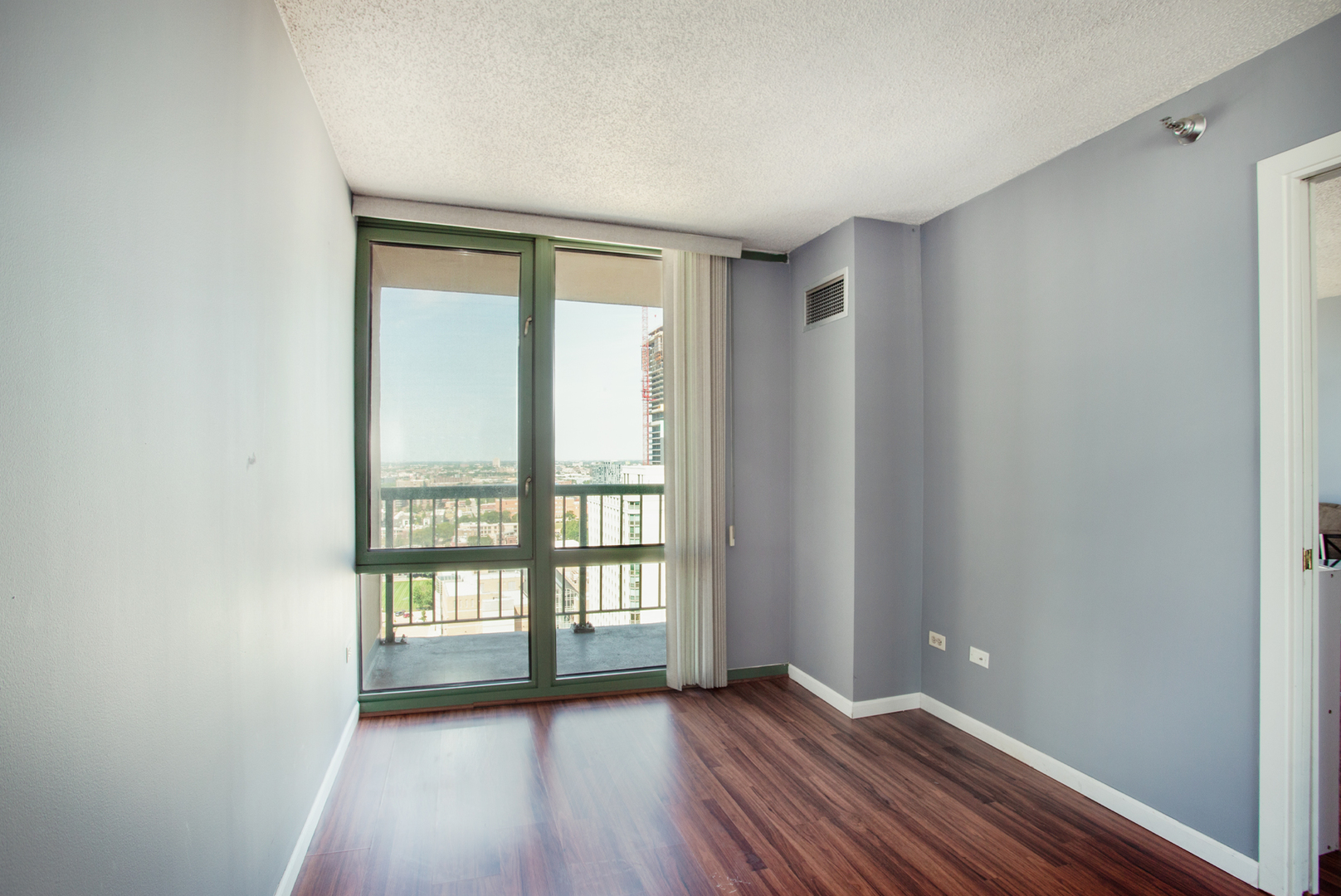 111 W Maple Street Unit: 1911