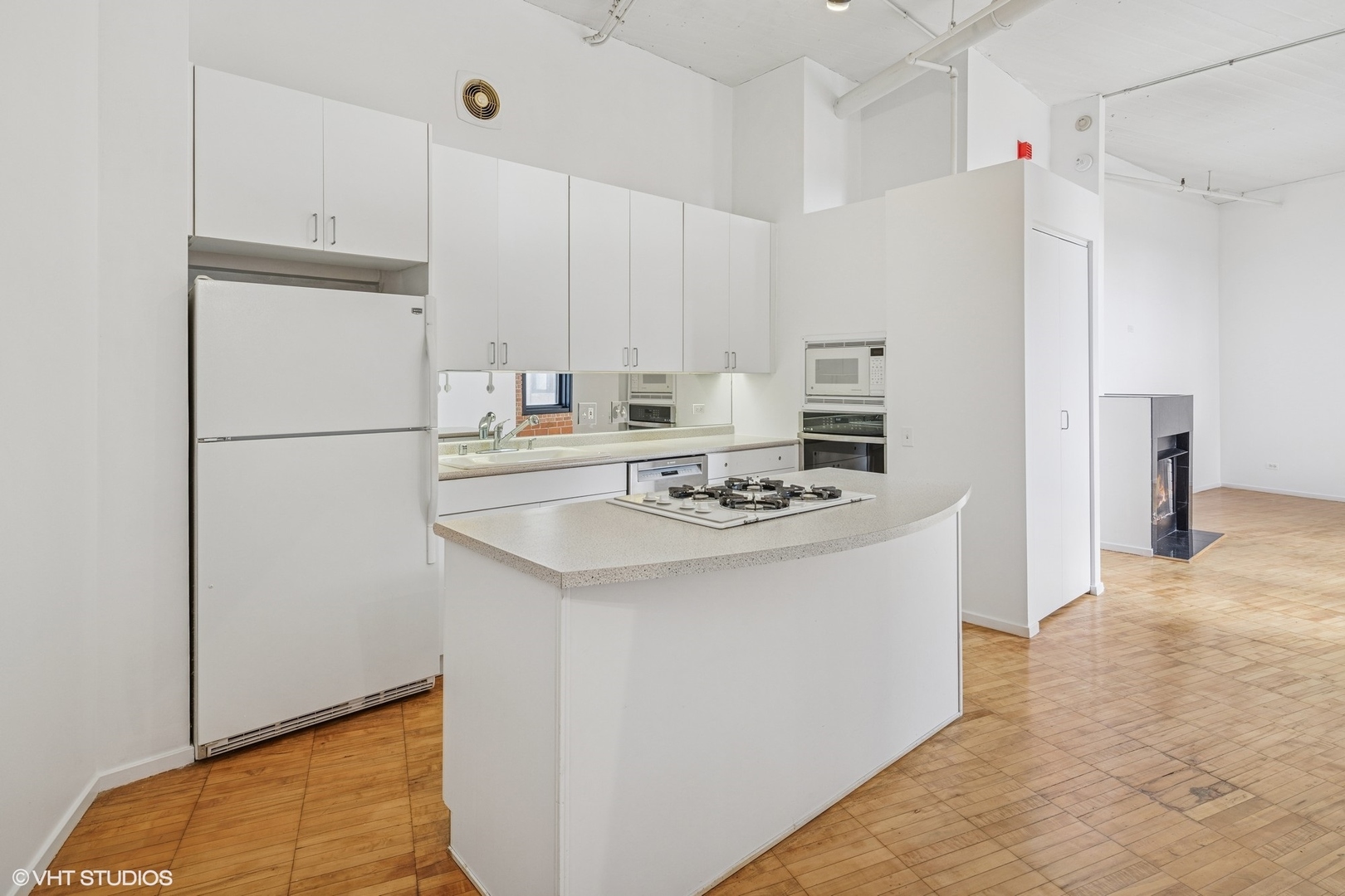 728 W Jackson Boulevard Unit: 1110