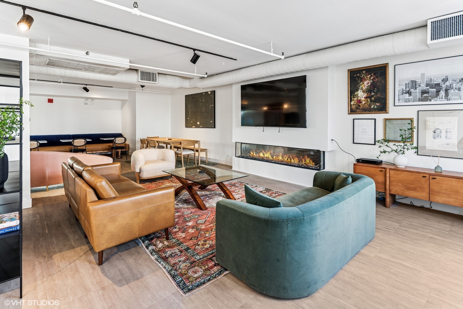 728 W Jackson Boulevard Unit: 1110