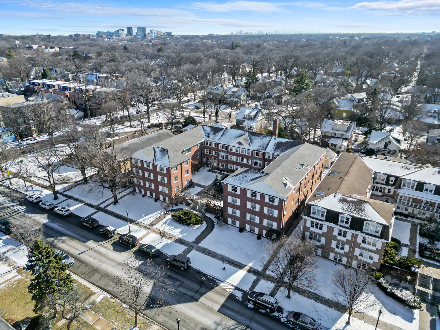 2228 Central Street Unit: 3