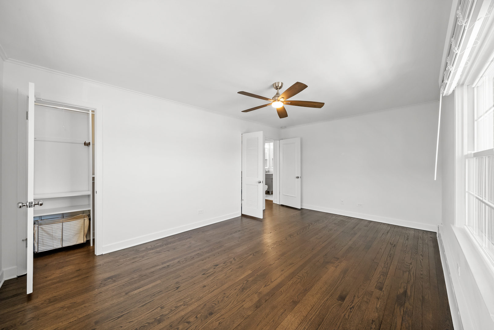 2228 Central Street Unit: 3