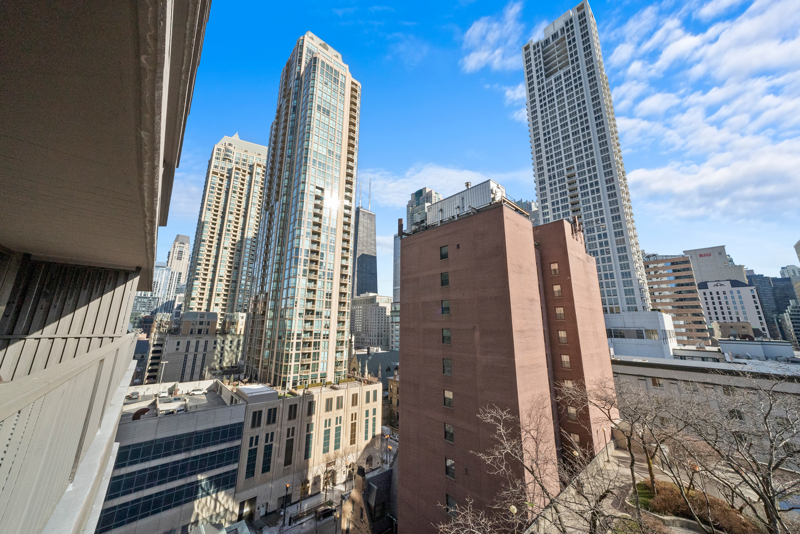 10 E Ontario Street Unit: 1201