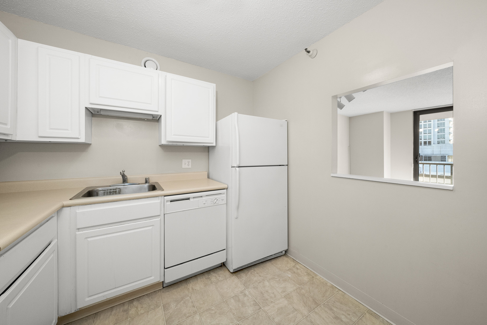 10 E Ontario Street Unit: 1201