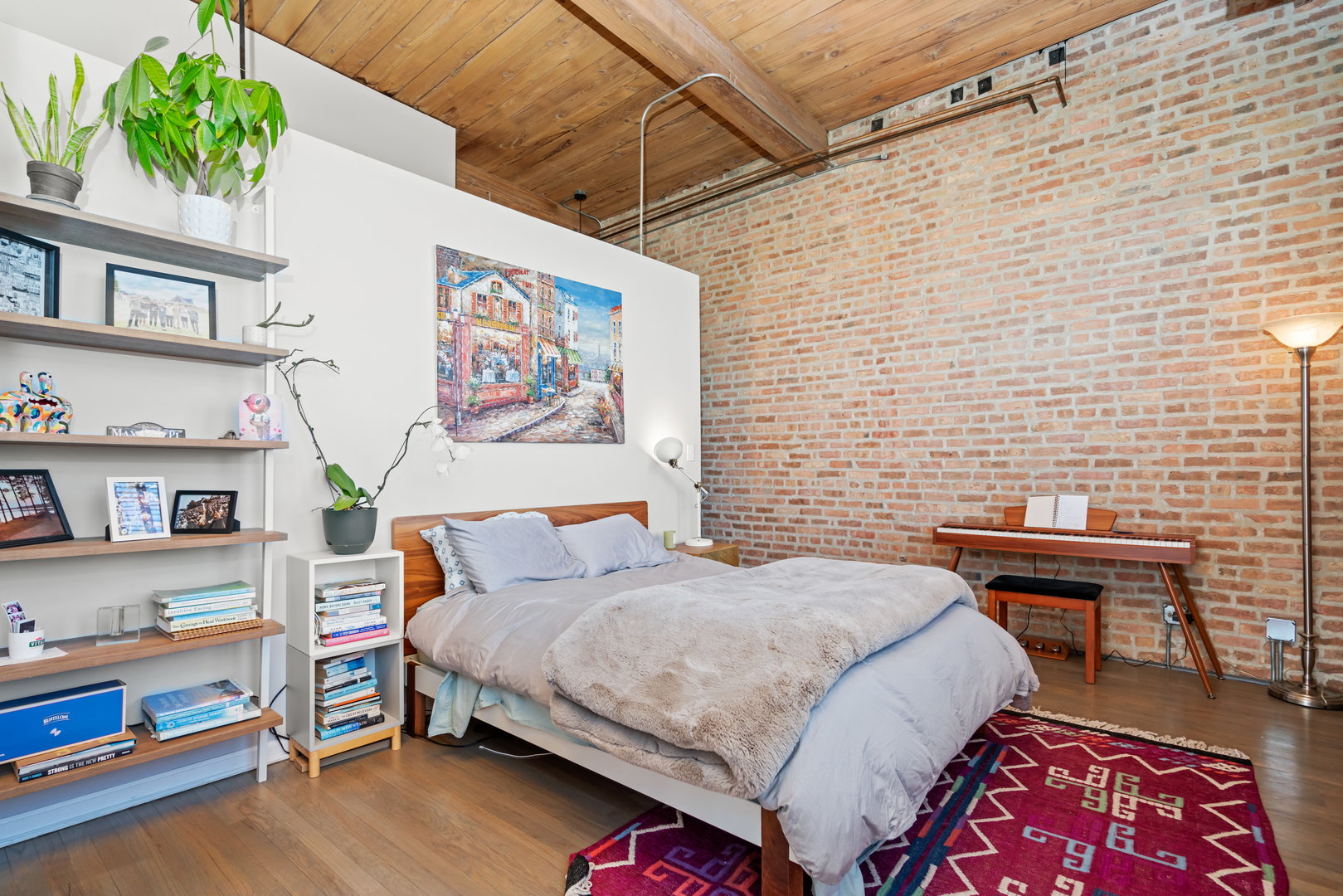 1701 N DAMEN Avenue Unit: 305