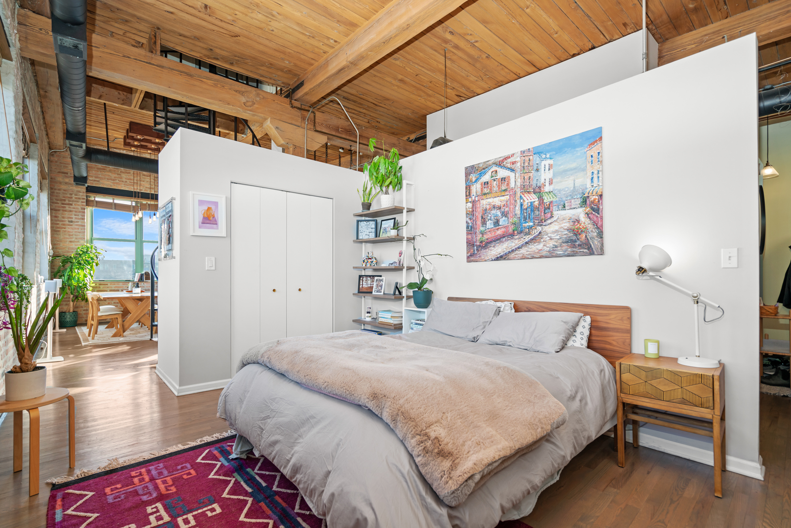 1701 N DAMEN Avenue Unit: 305