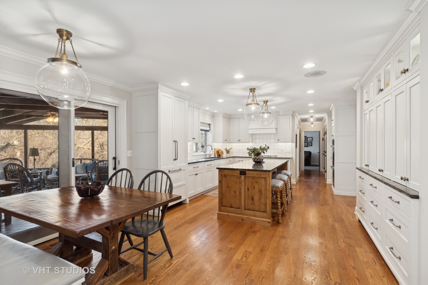 410 E Winchester Road