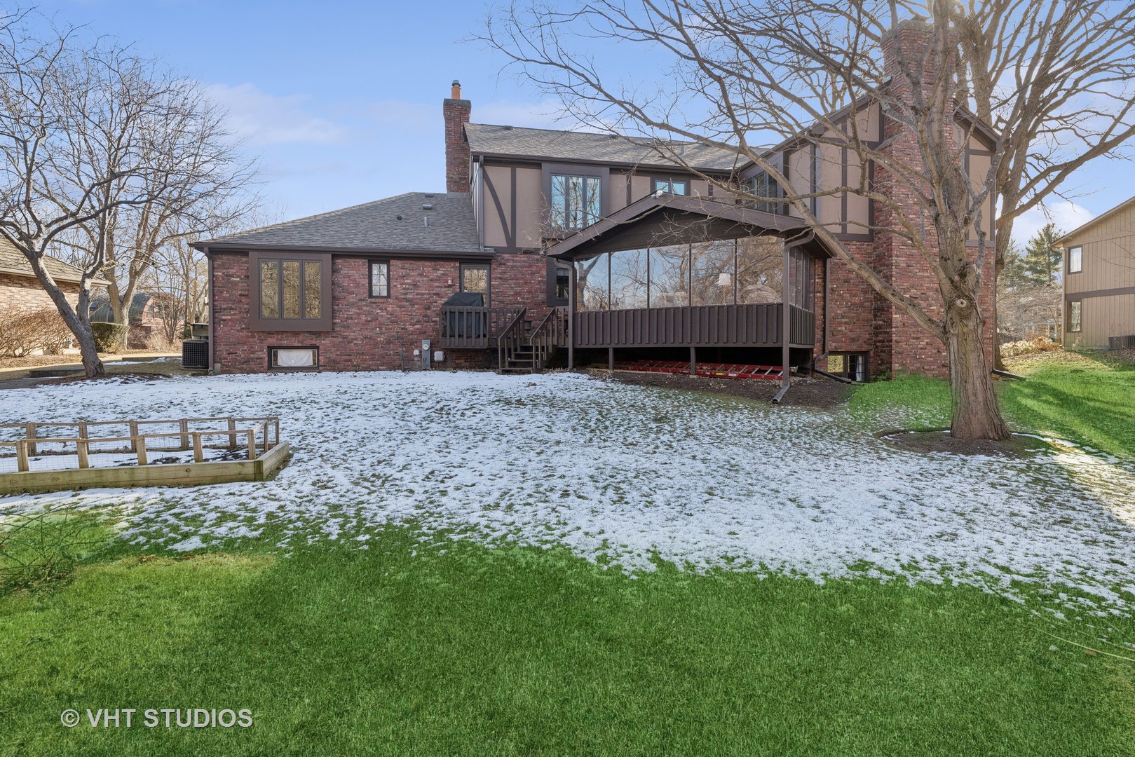 410 E Winchester Road