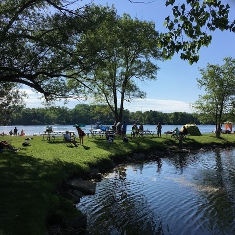 410 E Winchester Road