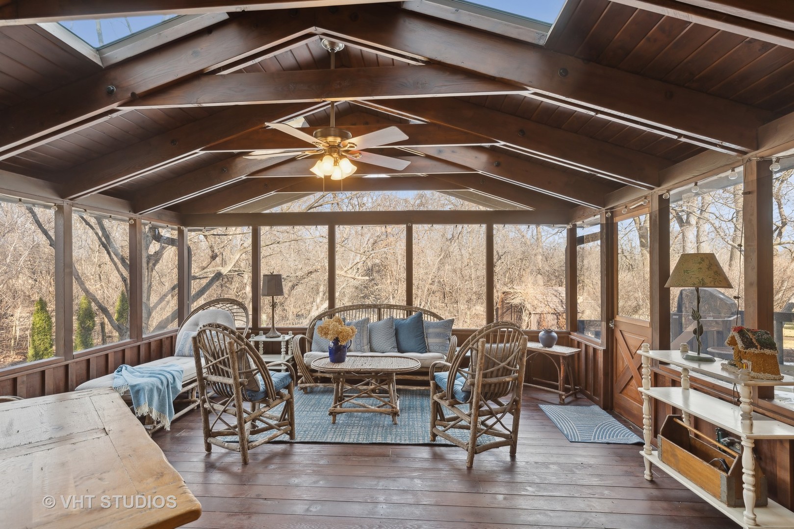 410 E Winchester Road