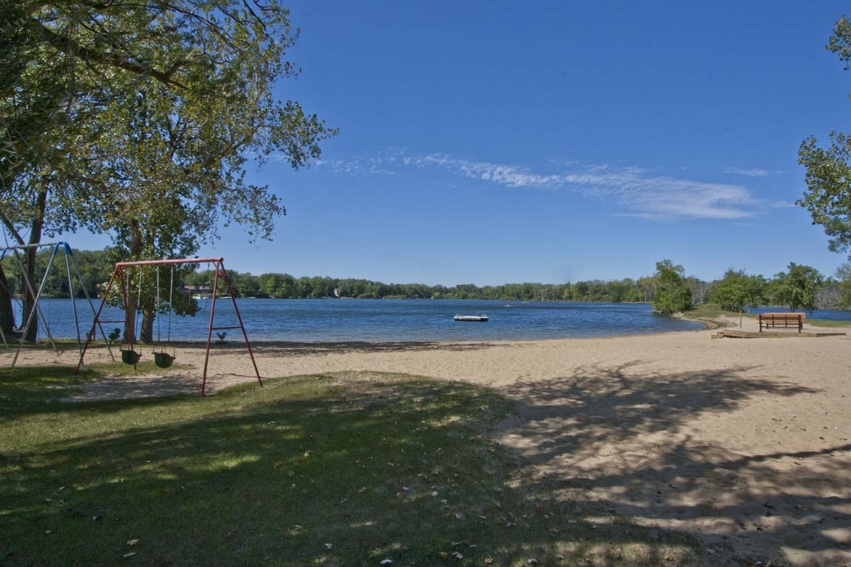 410 E Winchester Road