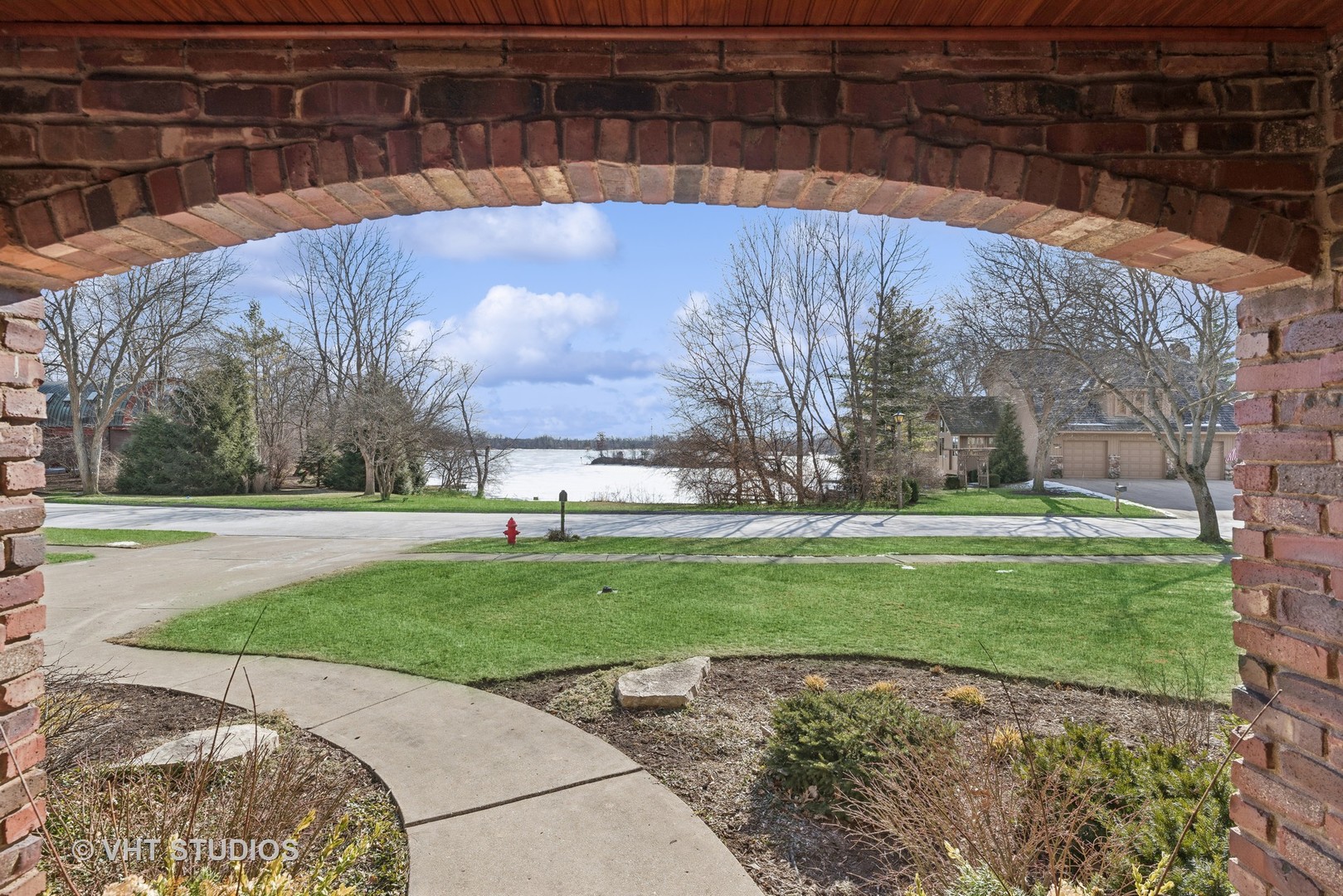 410 E Winchester Road