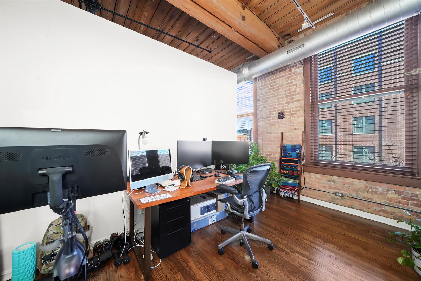 1327 W Washington Boulevard Unit: 3G