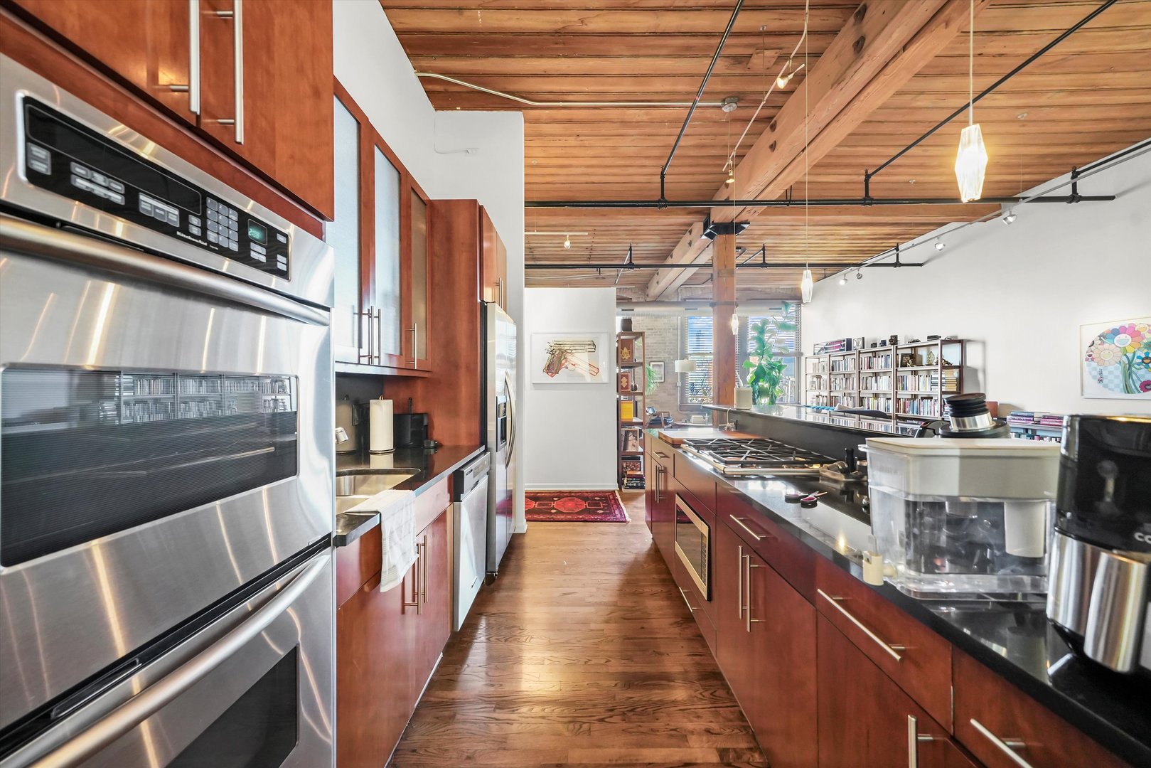 1327 W Washington Boulevard Unit: 3G