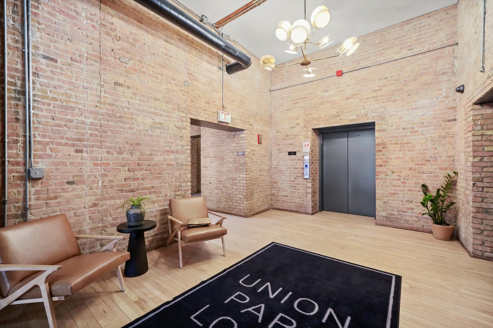 1327 W Washington Boulevard Unit: 3G